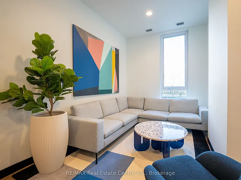 1333 Weber St E #1306 — Photo 24