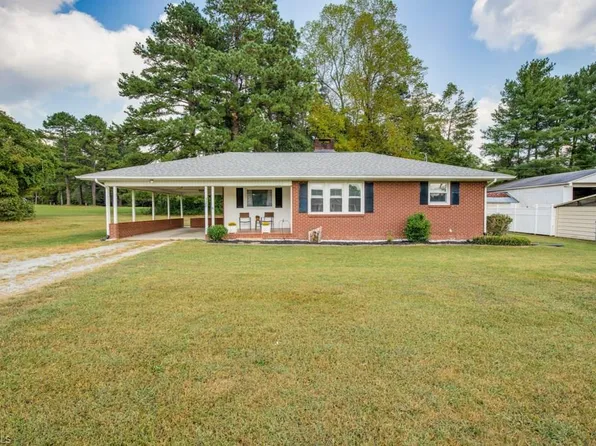 328 Frye Bridge Rd, Clemmons, NC 27012