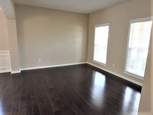 4700 Capefield Dr — Photo 4