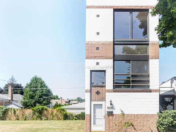 2nd image of 3012 N Nashville Ave
