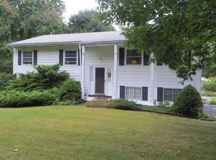 179 Palen Rd, Hopewell Junction, NY 12533