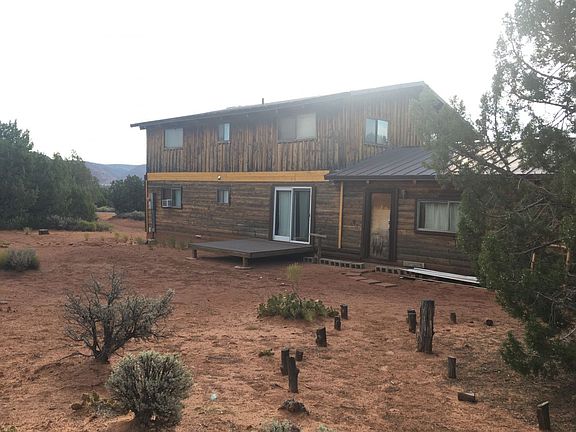 2nd image of 819 W Grand Canyon Dr
