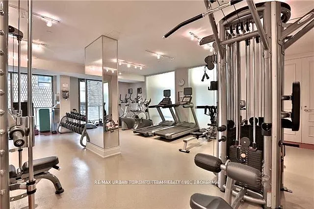 80 Yorkville Ave #303 — Photo 49