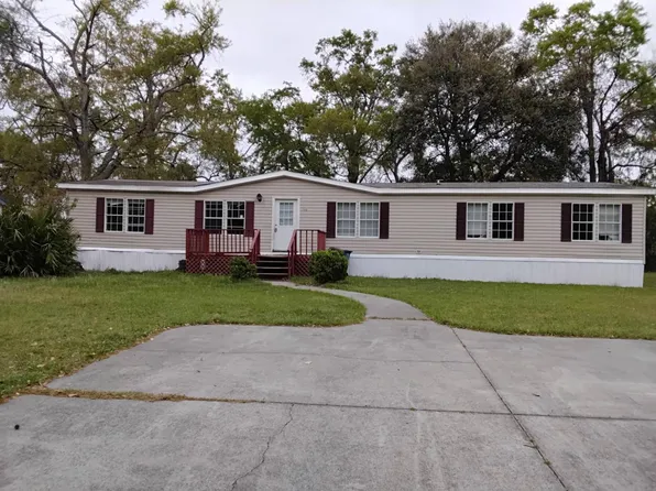 116 Merritt Cir, Brunswick, GA 31520