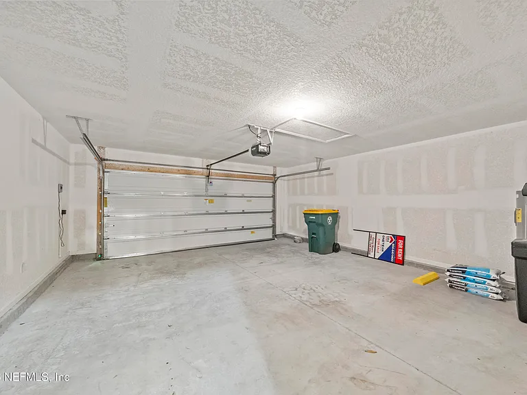 8279 Meadow Walk Ln — Photo 29