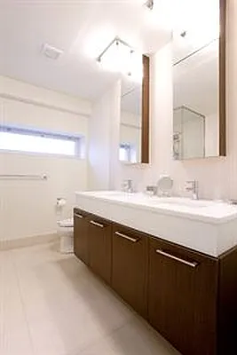 Rented by Douglas Elliman | media 43