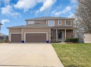 20199 W 224th St, Spring Hill, KS 66083