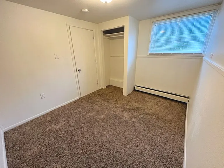 1335 Hyder St — Photo 13