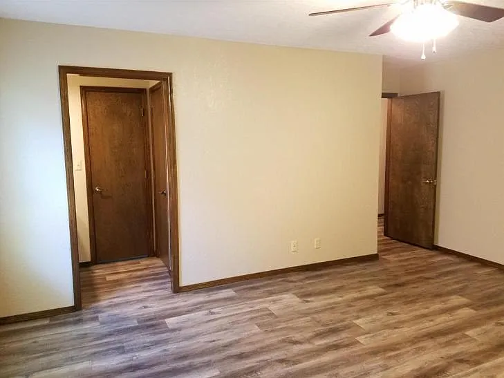 1414 Quail Creek Dr — Photo 52