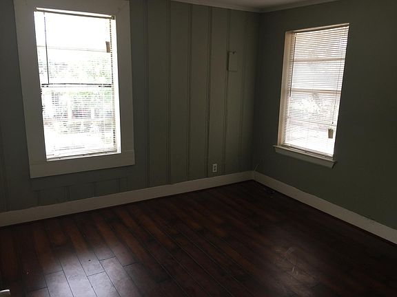 5th image of 6833 Avenue C