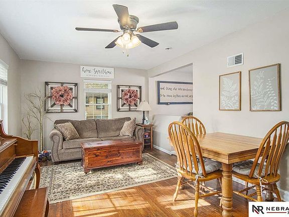 3rd image of 3542 Vine St