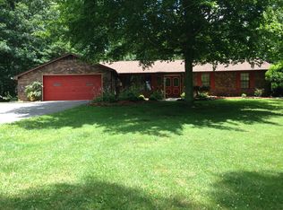 1097 Cooper Lake Rd, Oneida, TN 37841