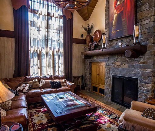 5th image of 2239 Larkspur Ln