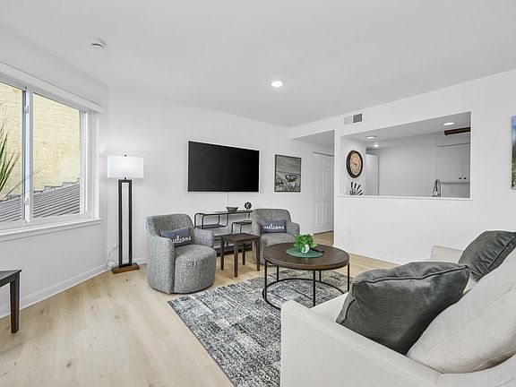 4th image of 1 Belmont Road #425