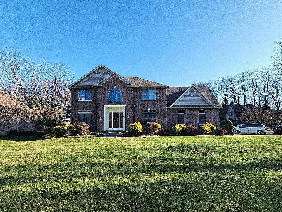1st image of 850 Bentley Place Blvd