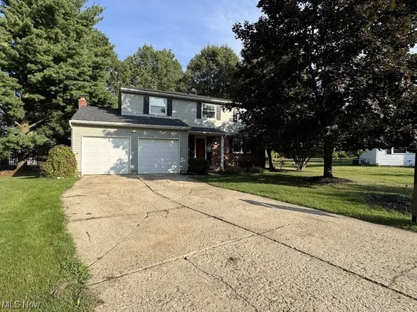 4621 Graford Ln, Stow, OH 44224