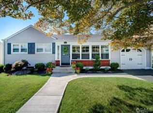 90 1st St, Milltown, NJ 08850