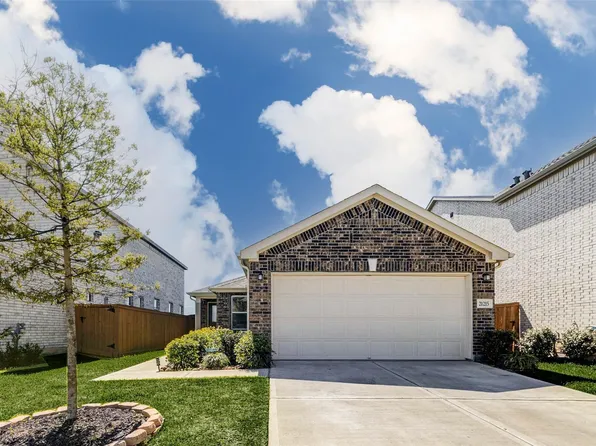 21215 Gulf Front Dr, Cypress, TX 77433