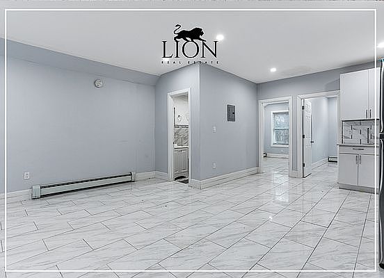 4th image of 304A Sumpter St #3