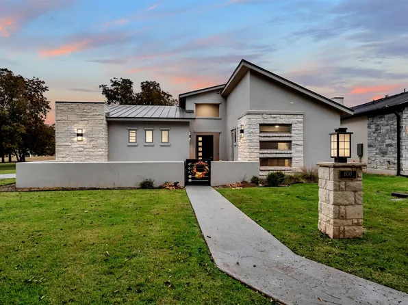 100 Menard Court, Horseshoe Bay, TX 78657-0000