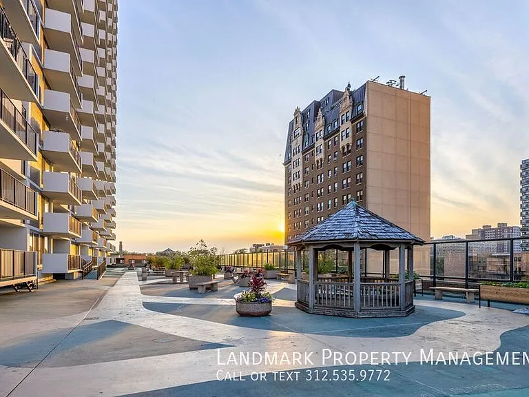 6033 N Sheridan Rd #35D — Photo 33