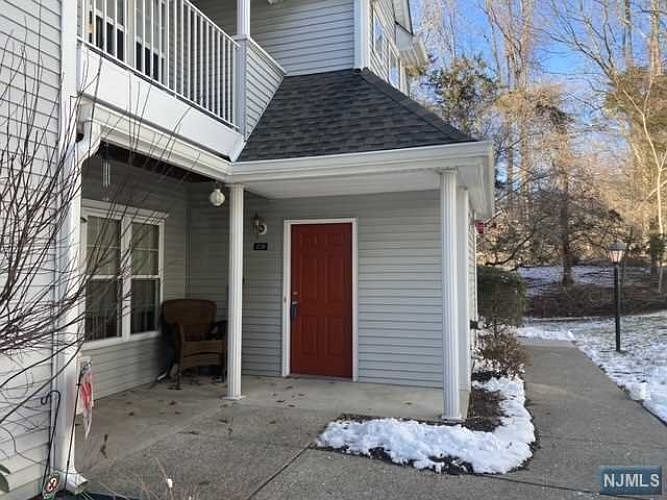 1st image of 4710 Tudor Dr #4710
