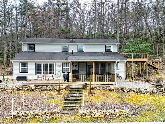 2nd image of 22 Dockery Ln