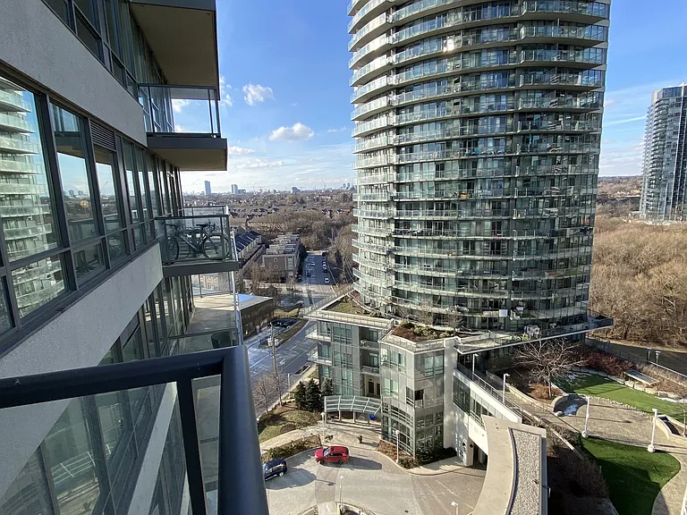 2240 Lake Shore Blvd W #1105 — Photo 14