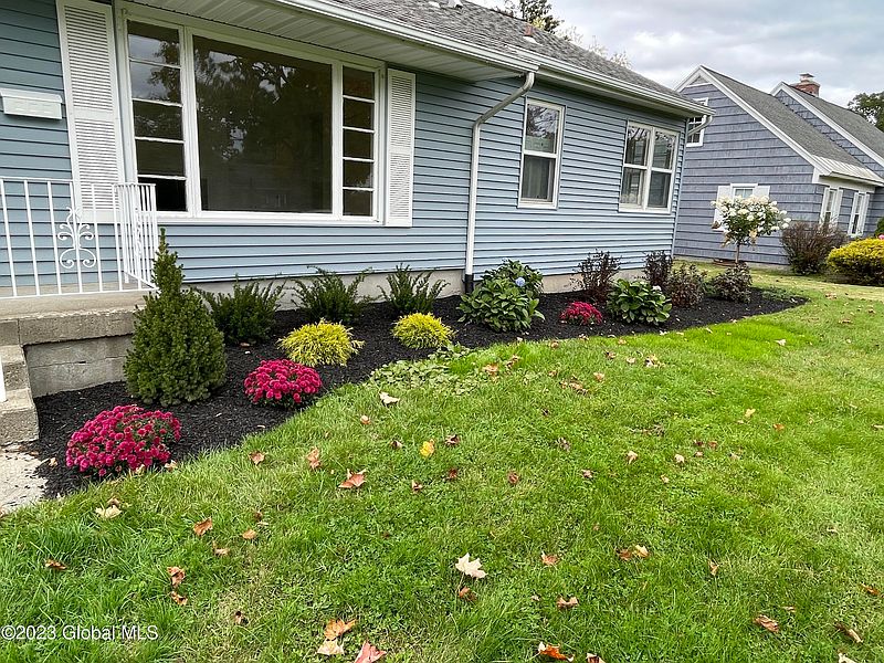 3rd image of 366 South Manning Boulevard