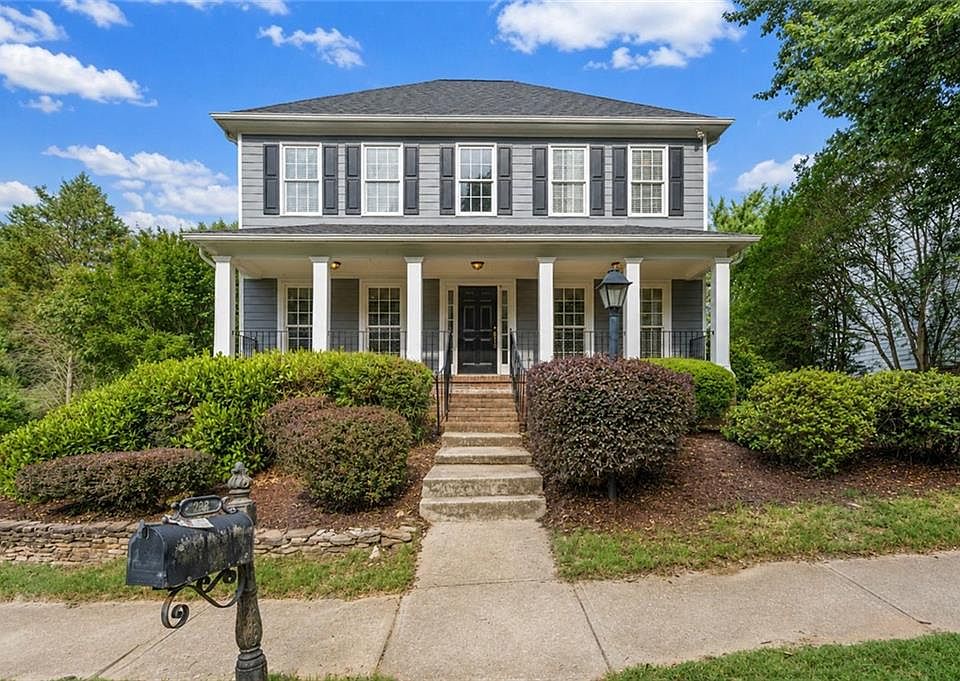 1st image of 233 Ivy Glen Cir