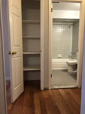 Rented by Irene Mihalios, LREB | media 3