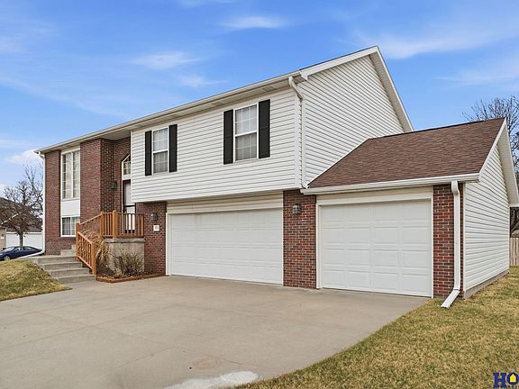 2nd image of 2838 Whitlock Rd