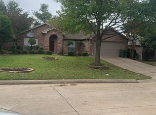 612 Jamie Ln, Mansfield, TX 76063