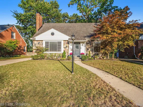 1036 N Denwood St, Dearborn, MI 48128