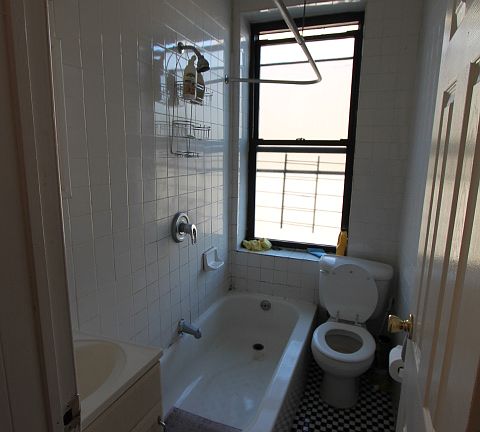 5th image of 567 W 186th St APT 52