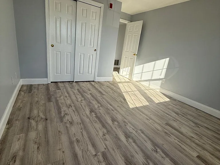 14 Saratoga Ave #5 — Photo 16