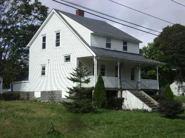 31 Ocean Ave, Warwick, RI 02889