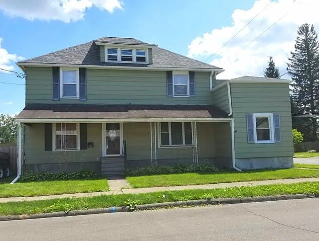 517 Beecher St photo 1