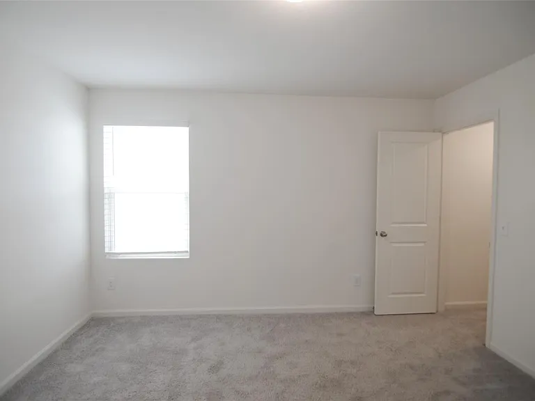 1052 Water Oak Ln — Photo 18