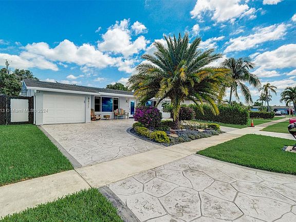 3rd image of 9471 NW 24th Pl