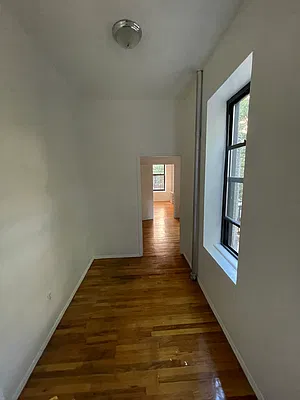 Rented by Mauro Bros Real Estate Services LLC | media 19