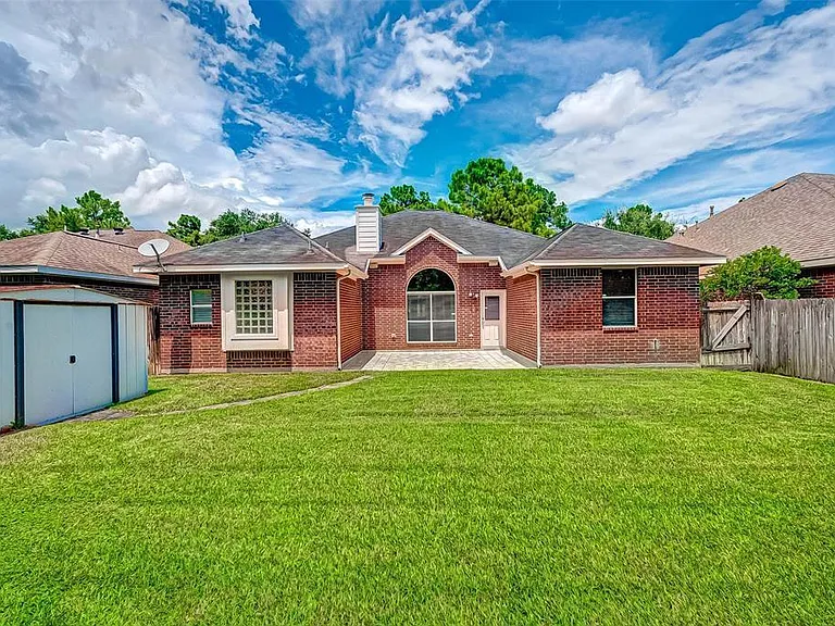 23767 River Place Dr — Photo 22
