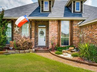 10363 Fireside Ln, Forney, TX 75126