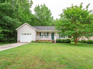 215 Bost St, Kernersville, NC 27284