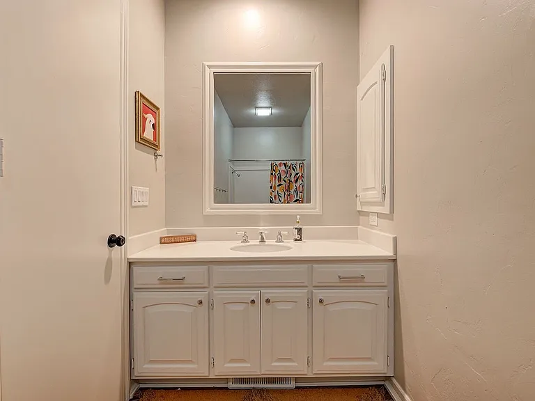 2100 Cobblestone Ct #106 — Photo 7
