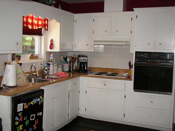 3rd image of 495 Crimson Tide Dr