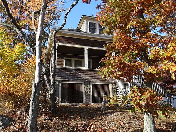 2nd image of 70 Liberty Ave