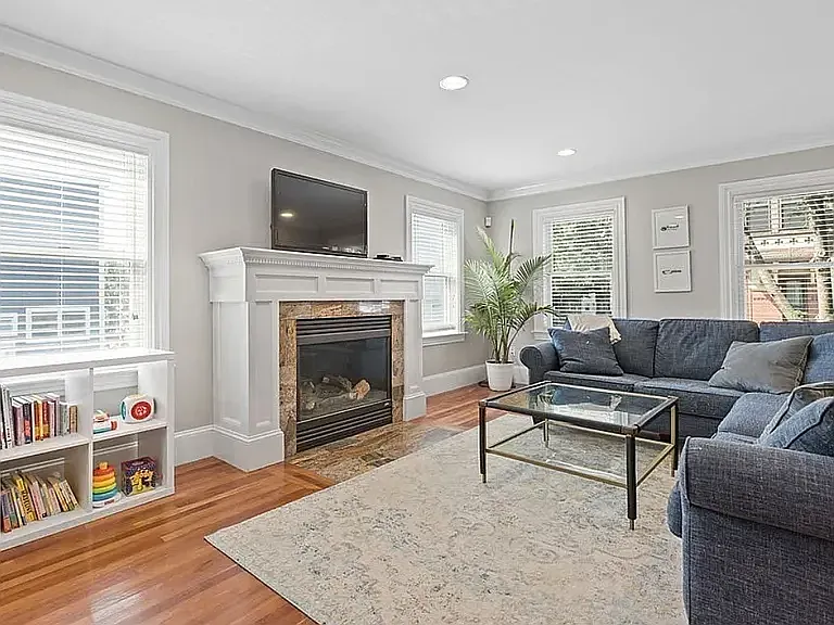 115 F St #1 — Photo 6