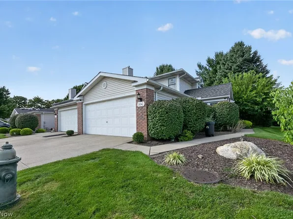 19342 Bradford Ct, Strongsville, OH 44136