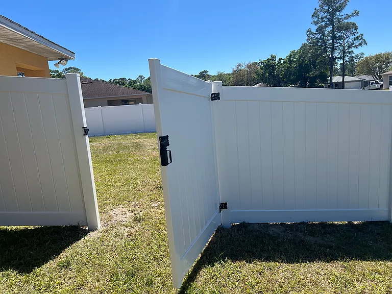 1624 Javier St SE #B — Photo 10